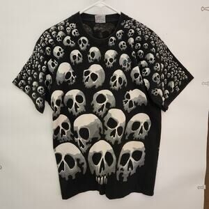 Liquid Blue Catacomb Skull Black t shirt size large men size